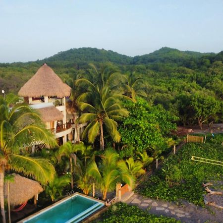 Alive Beach House Transito Buitenkant foto