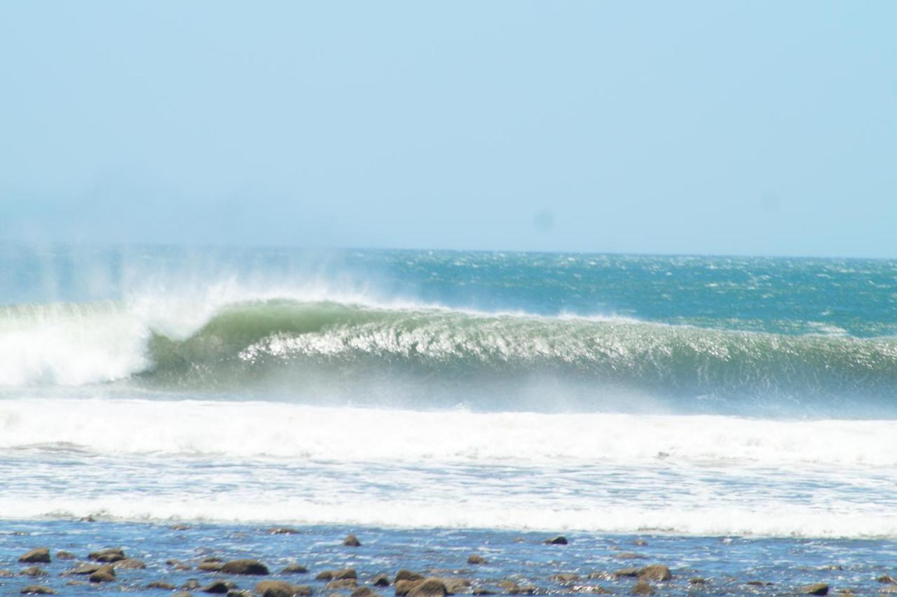 Alive Beach House Transito Buitenkant foto