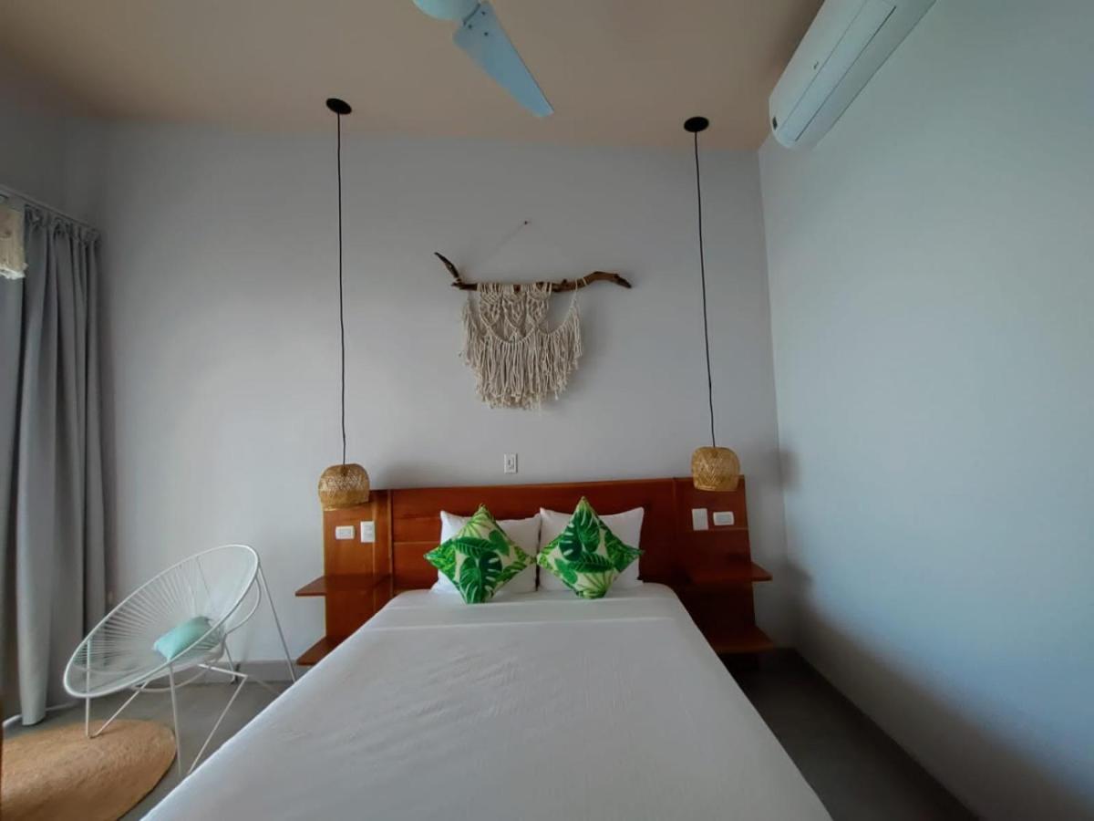 Alive Beach House Transito Buitenkant foto