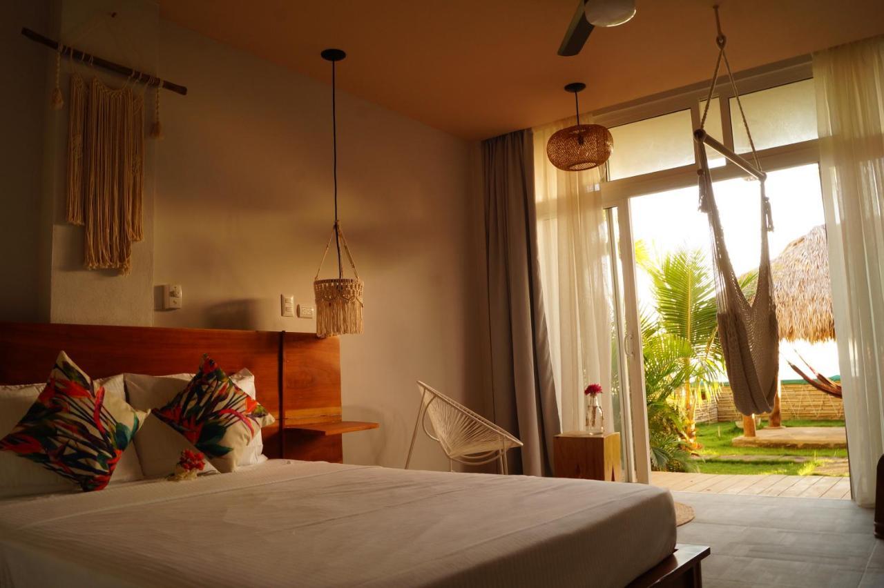 Alive Beach House Transito Buitenkant foto