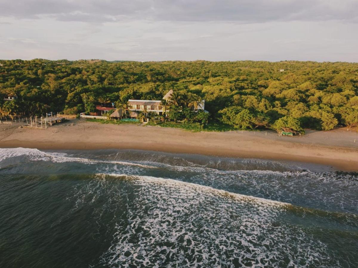 Alive Beach House Transito Buitenkant foto