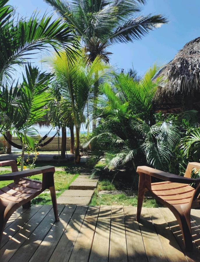 Alive Beach House Transito Buitenkant foto